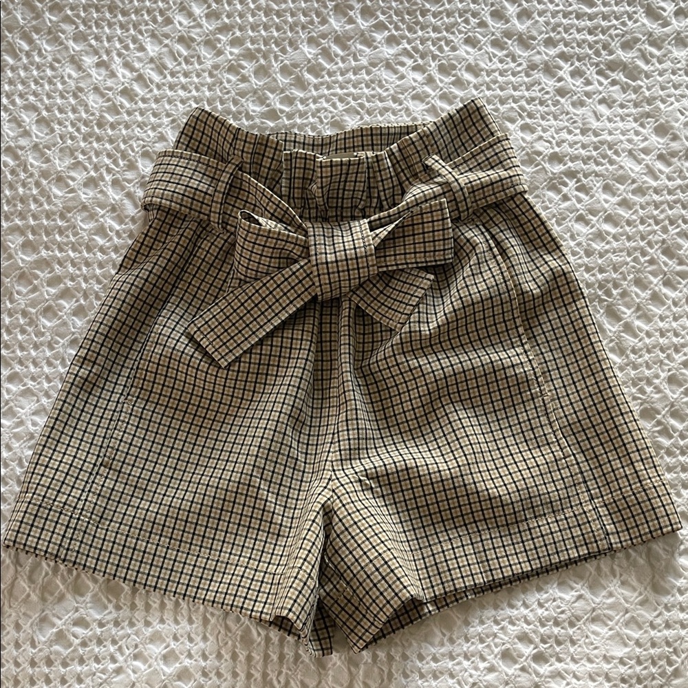 Wilfred Checkered High-Waist Shorts with Bow